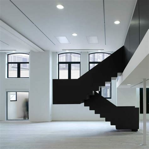 tom ford uk office